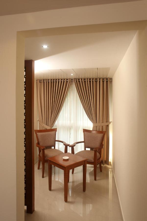 Vishnu Inn Гуруваюр Экстерьер фото
