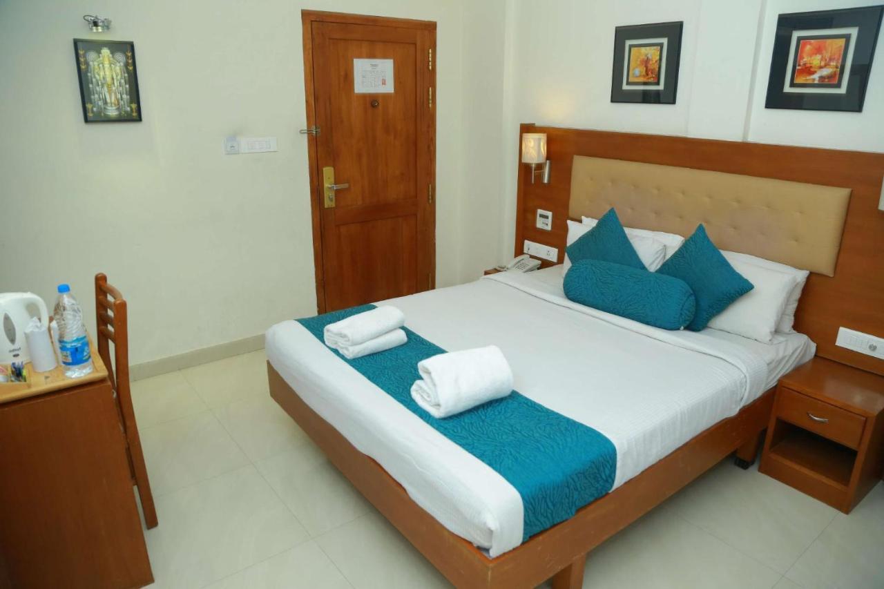 Vishnu Inn Гуруваюр Экстерьер фото